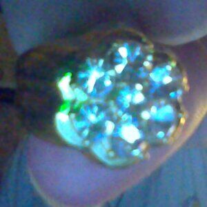 ladies size 8 gold plated cz diamonds ring